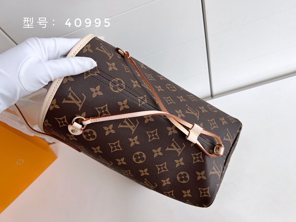 ルイヴィトンバッグ細部ディテール